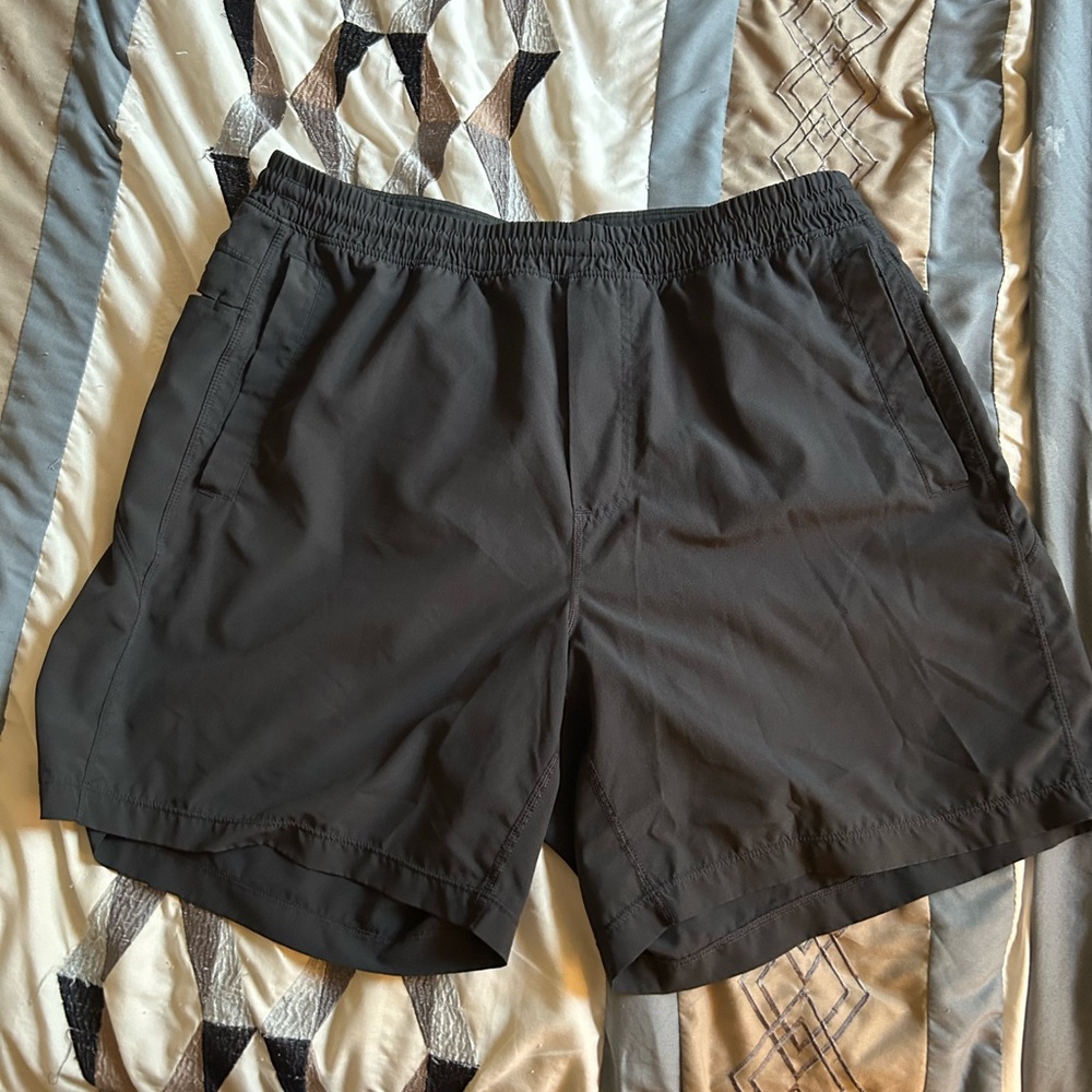 Bird dogs size XL 7” inseam Duffy the vampire  slayer